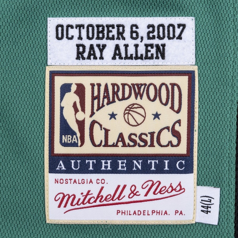 Mens Mitchell & Ness NBA AUTHENTIC JERSEY CELTICS 2007 RAY ALLEN gallery