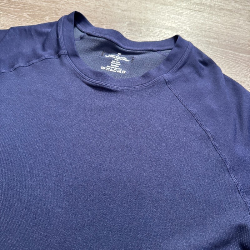 Fabletics Shirt Mens M Blue Nylon Blend Breathable Raglan Performance Gym Active gallery