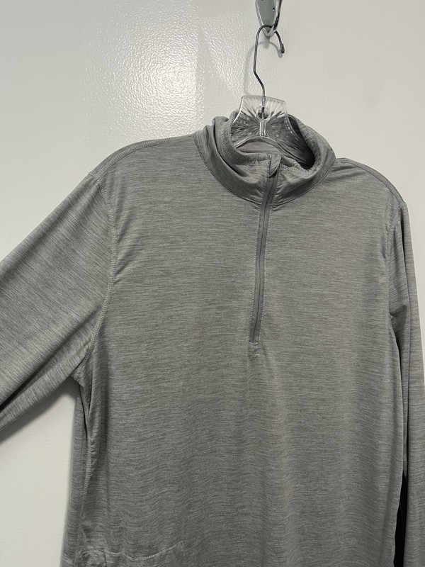 Vuori Ease Performance Half Zip Pullover Sweatshirt Gray Fits Like Medium gallery