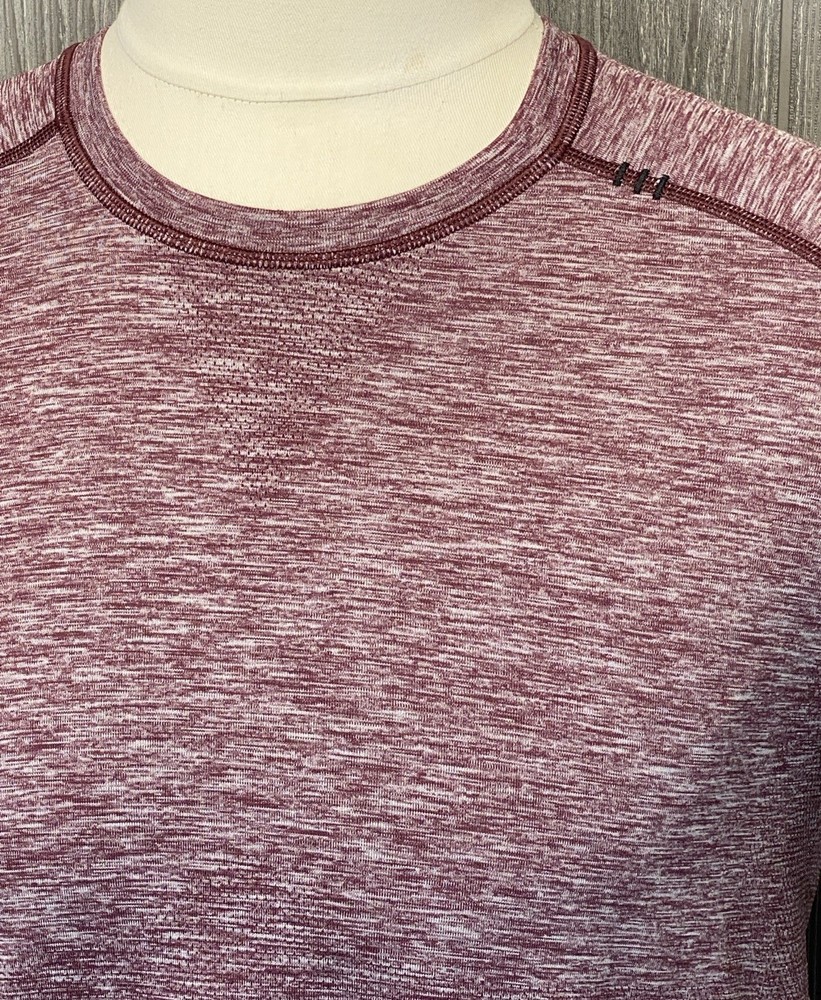 Lululemon Men’s Metal Vent Tech Performance T-Shirt Redish Activewear Size MED