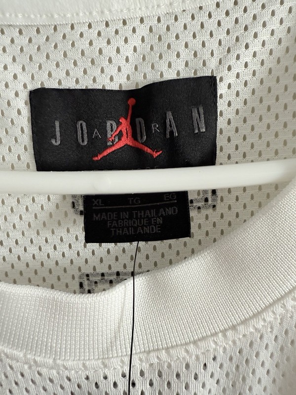 Air Jordan Retro 11 CI0304-100 White Snakeskin Basketball Jersey Mens xl gallery