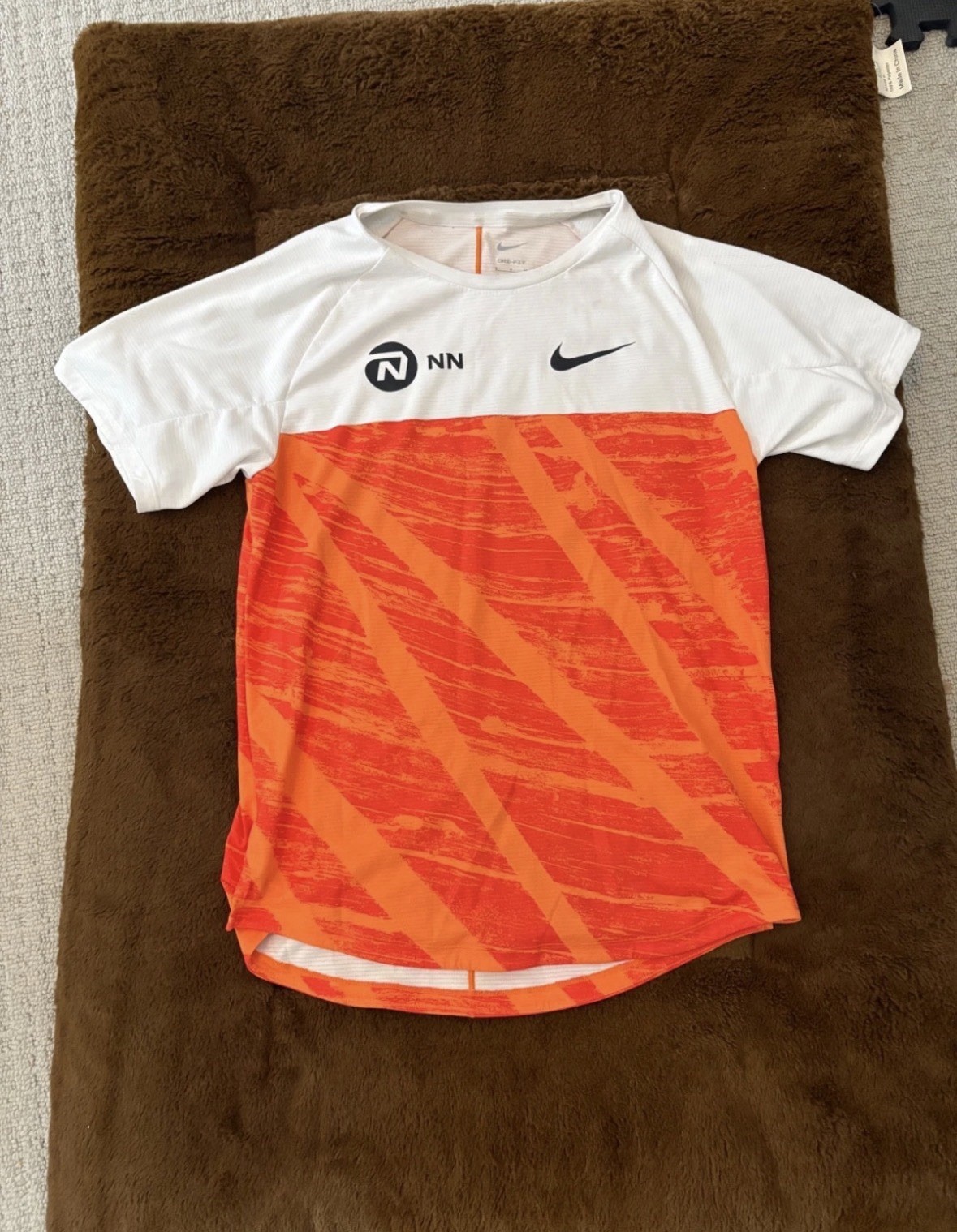 Nike 2025 Pro Elite NN Running T-Shirt Size S (new) gallery