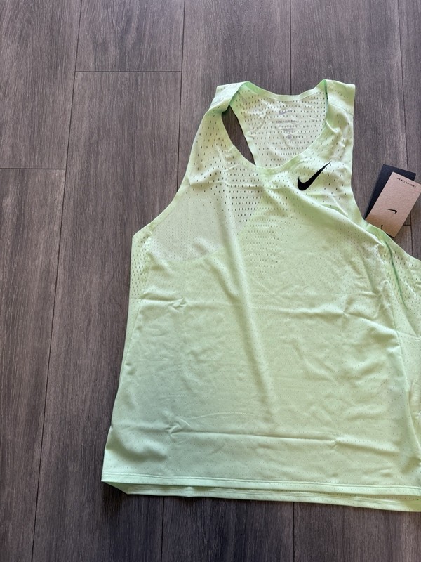 Nike Dri-FIT ADV AeroswiftRunning Singlet Mens XXL Tank Vapor Green FN4231-376 gallery