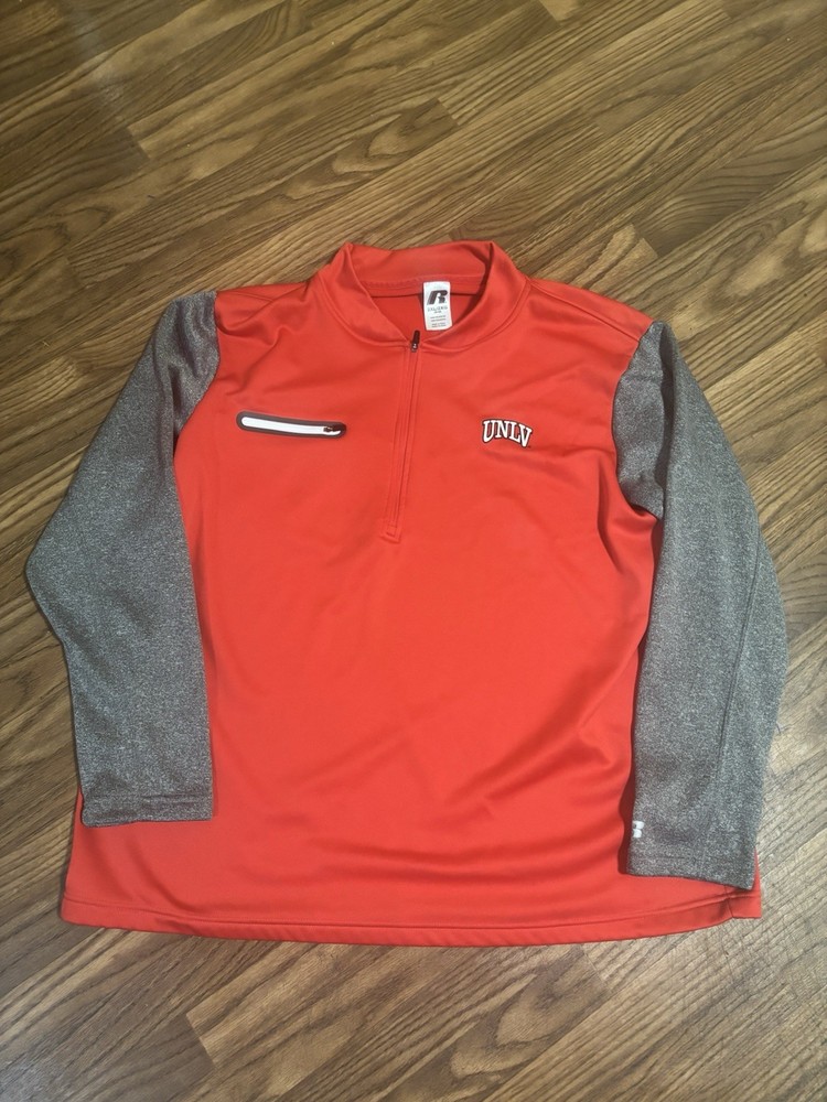 Russell Athletic Men’s UNLV Rebels 1/4 Zip pullover Size 2XL Jacket / Sweater