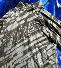 Nike Pro Youth XL Gray/Black Camo 1/4 Zip Long Sleeve Compression Top