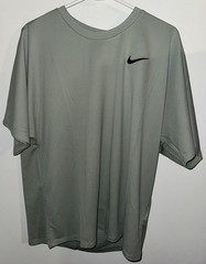 Nike Dri-FIT Court Slam Wildcard Tennis T-Shirt Green Size Medium FQ2053-370