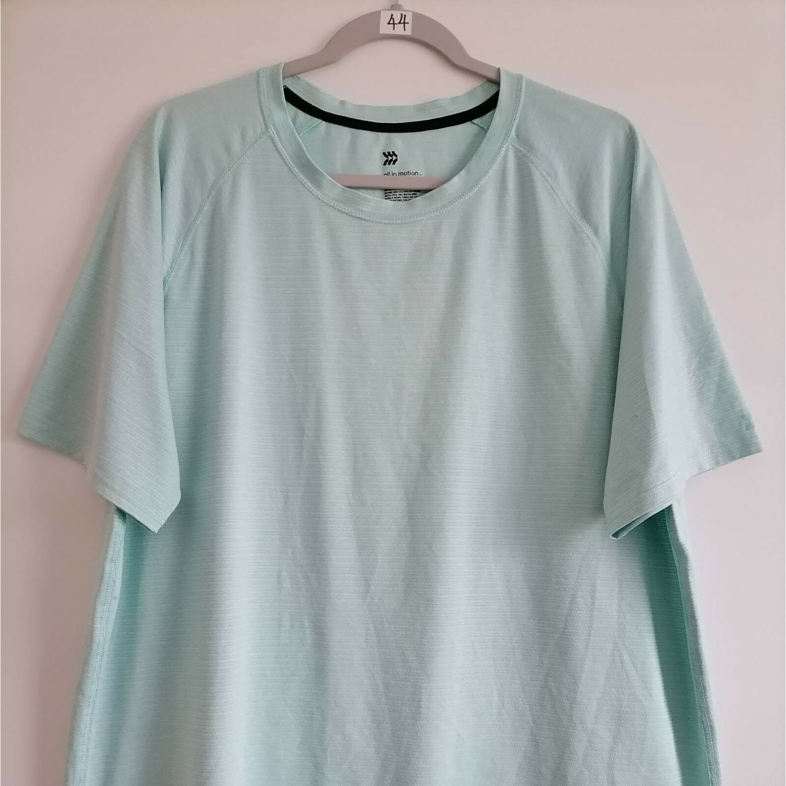 All In Motion Mens Activewear T Shirt Mint Blue Side Slit XL gallery