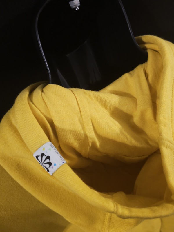 Nike Sportswear Move to Zero Recycled Material Pullover Hoodie Mustard sz MEDIUM gallery
