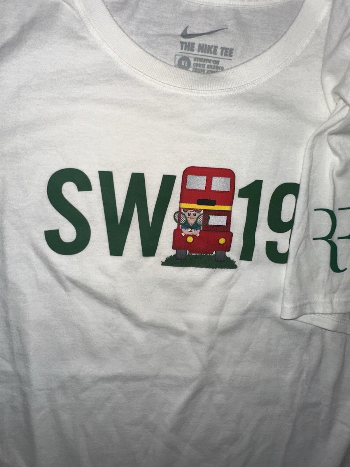 Nike Nike Court RF Roger Federer SW19 Bus Emoji Wimbledon Tee 887073-100 XL gallery