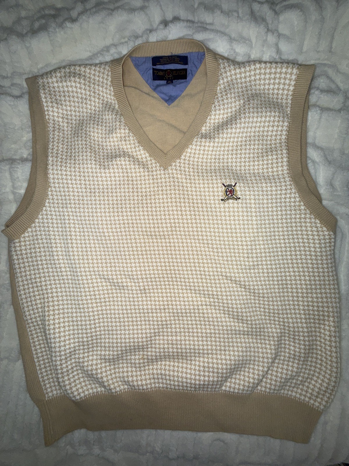 VINTAGE 2000'S Tommy Hilfiger Golf V-neck Cotton Vest Men’s Size XL gallery