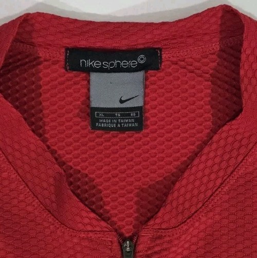 Nike Sphere Vintage Y2K Red / Black 1/4 Zip Waffle Texture Men's T-Shirt Size XL gallery