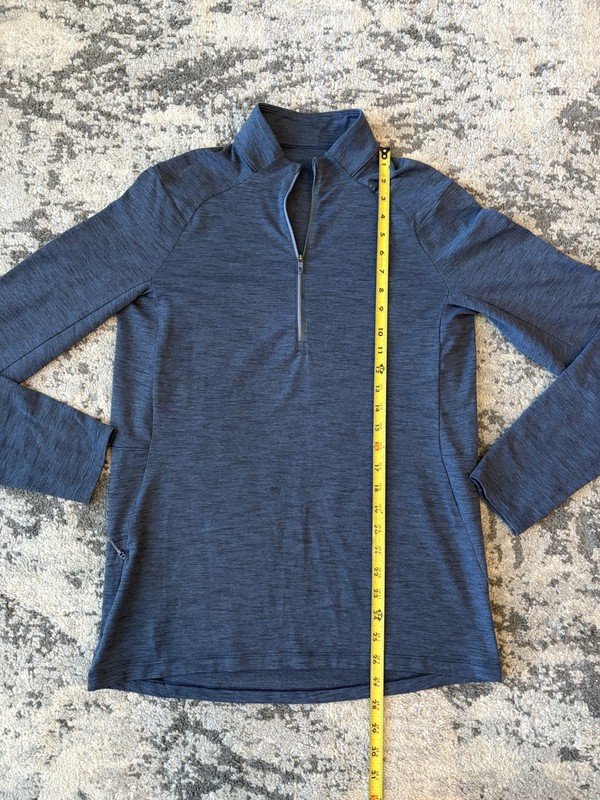 Lululemon Surge Warm Half-Zip Blue Size Medium Long Sleeve Shirt gallery