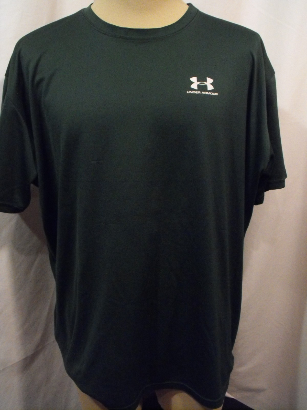 Under Armour Dark Green Performance T Shirt - Men's XXL 2XL - Very Nice gallery