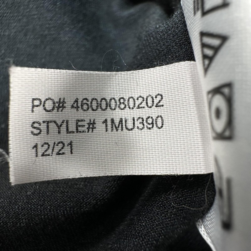 TravisMathew Pullover Mens Medium Gray 1/4 Zip Stretch Golf Long Sleeve Top Prep gallery