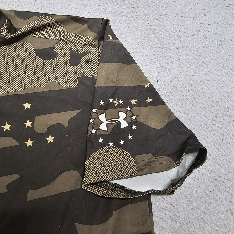Under Armour Freedom Camo Compression Shirt Mens XL Heat Gear Athletic Fit gallery