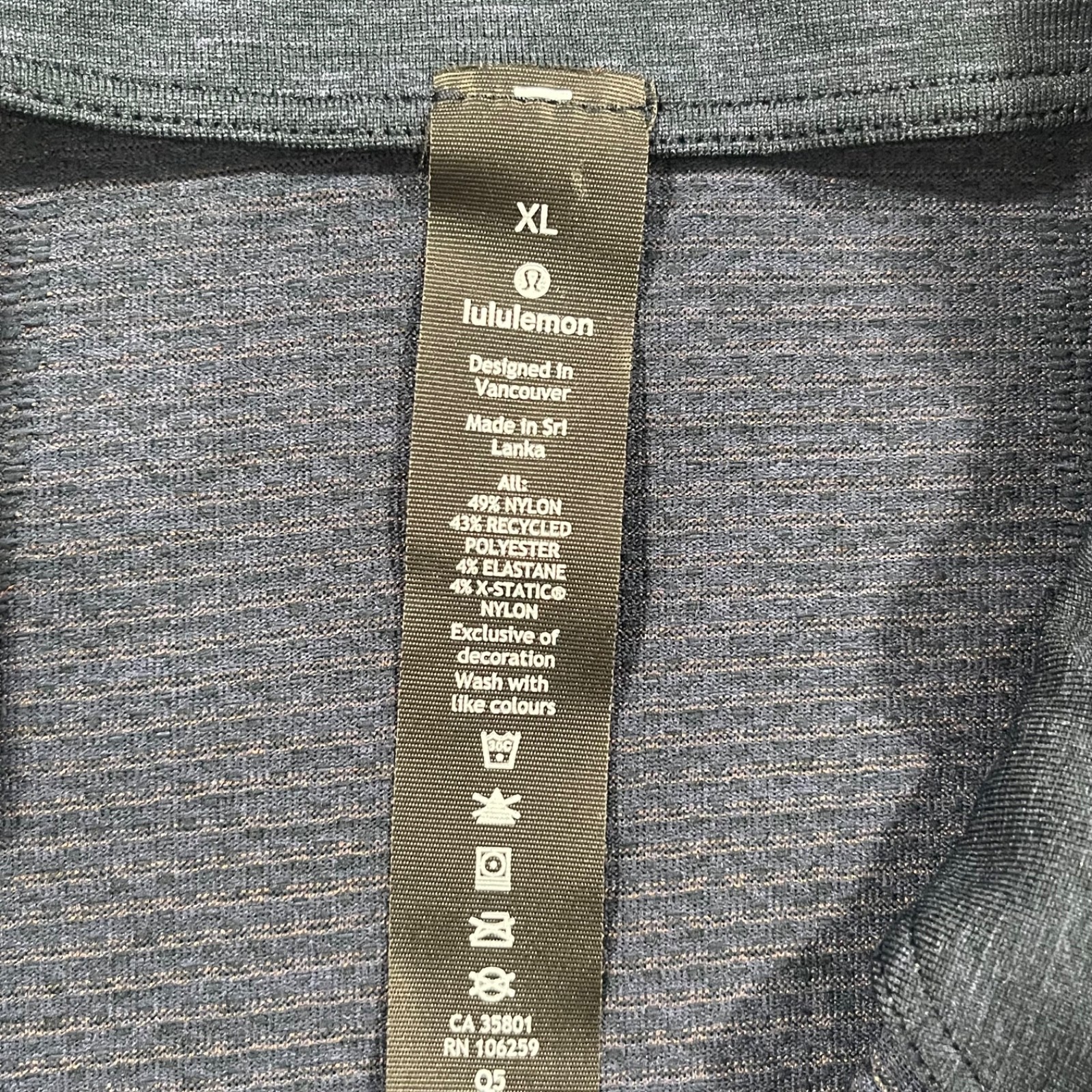 Lululemon Metal Vent Tech Half Zip Pullover Mens XL Blue Lightweight Sweater gallery
