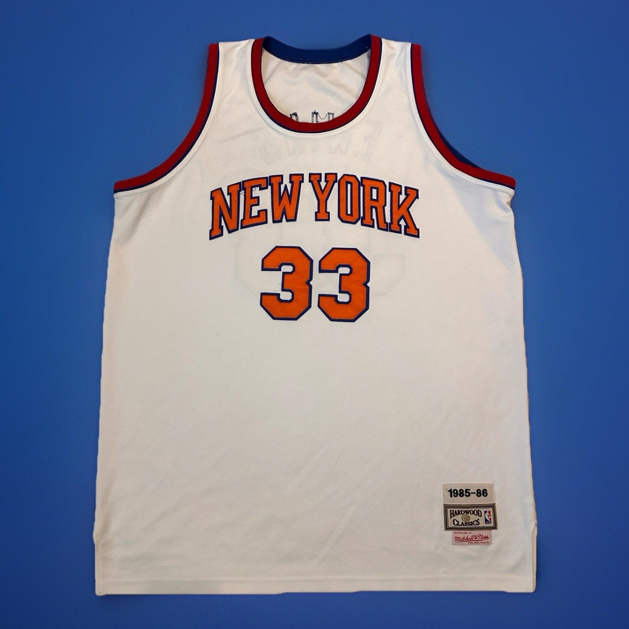 Mitchell & Ness Patrick Ewing NY Knicks 1985/86 Hardwood Classics Jersey 52 gallery