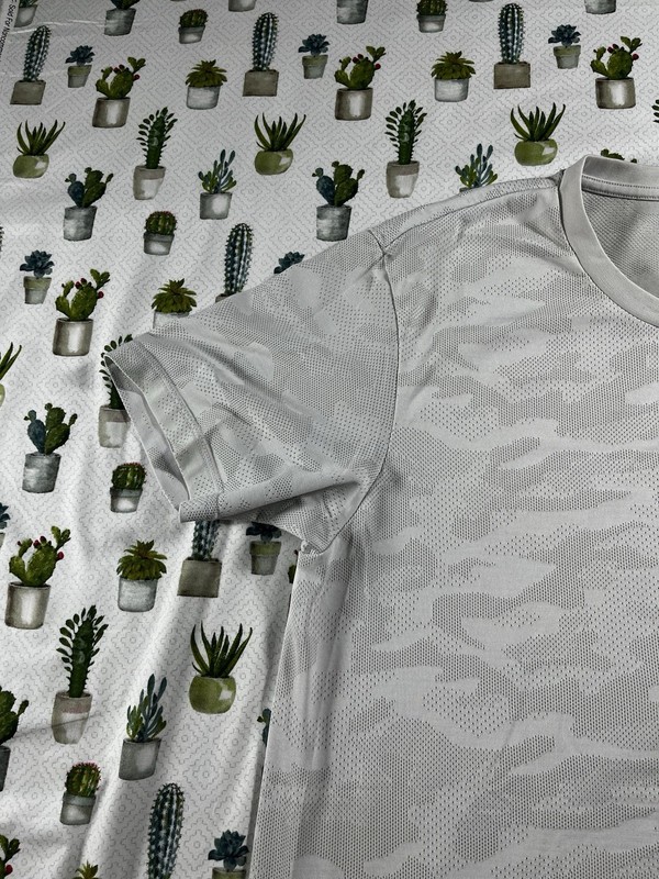 Karbon Light Gray Men's XL Quick Dry Mesh Camo Print Short Sleeve Outdoor gallery