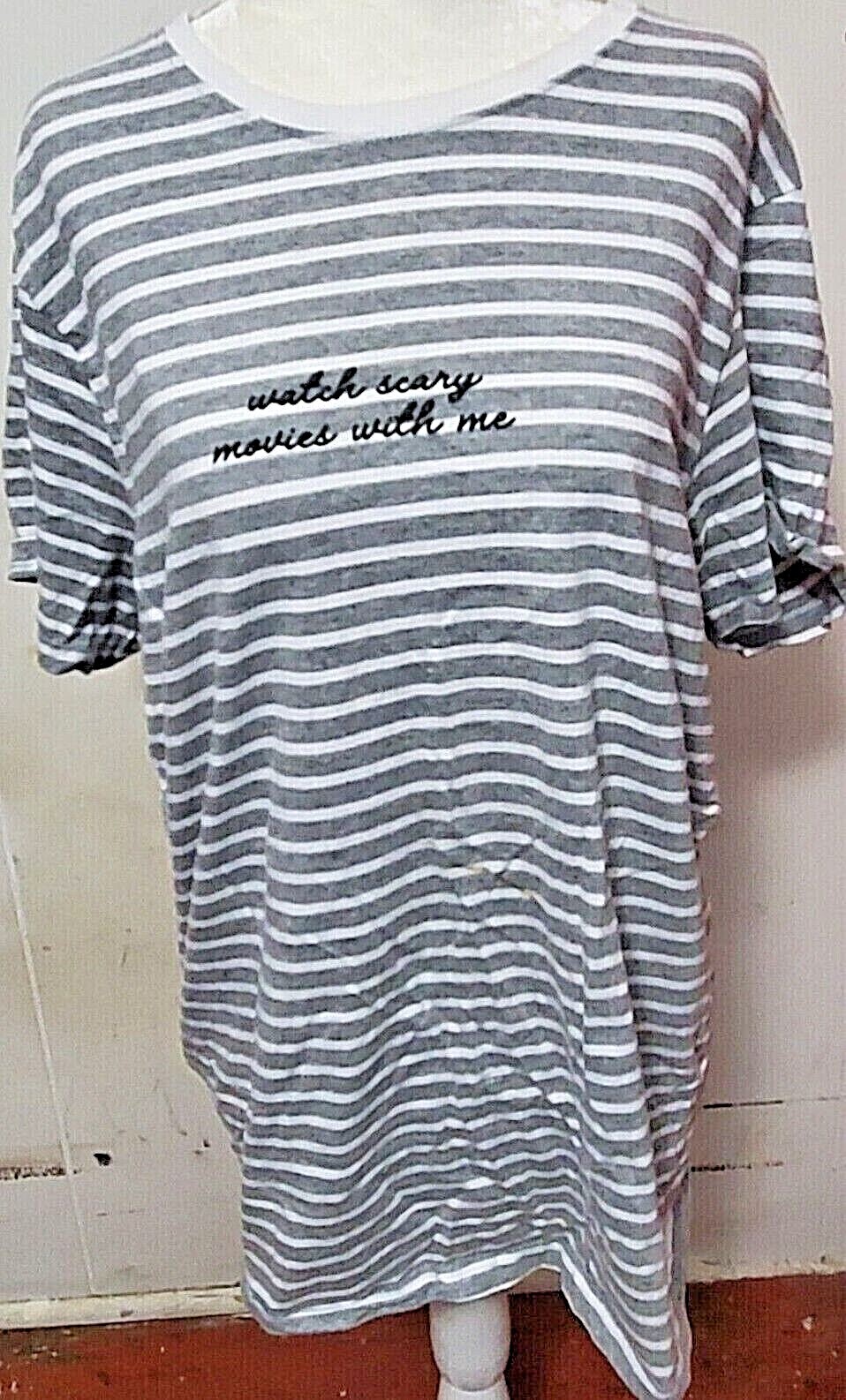 SF Skinnifit Unisex Gray/White Striped Large T-shirt "Watch Scary Movies With Me gallery