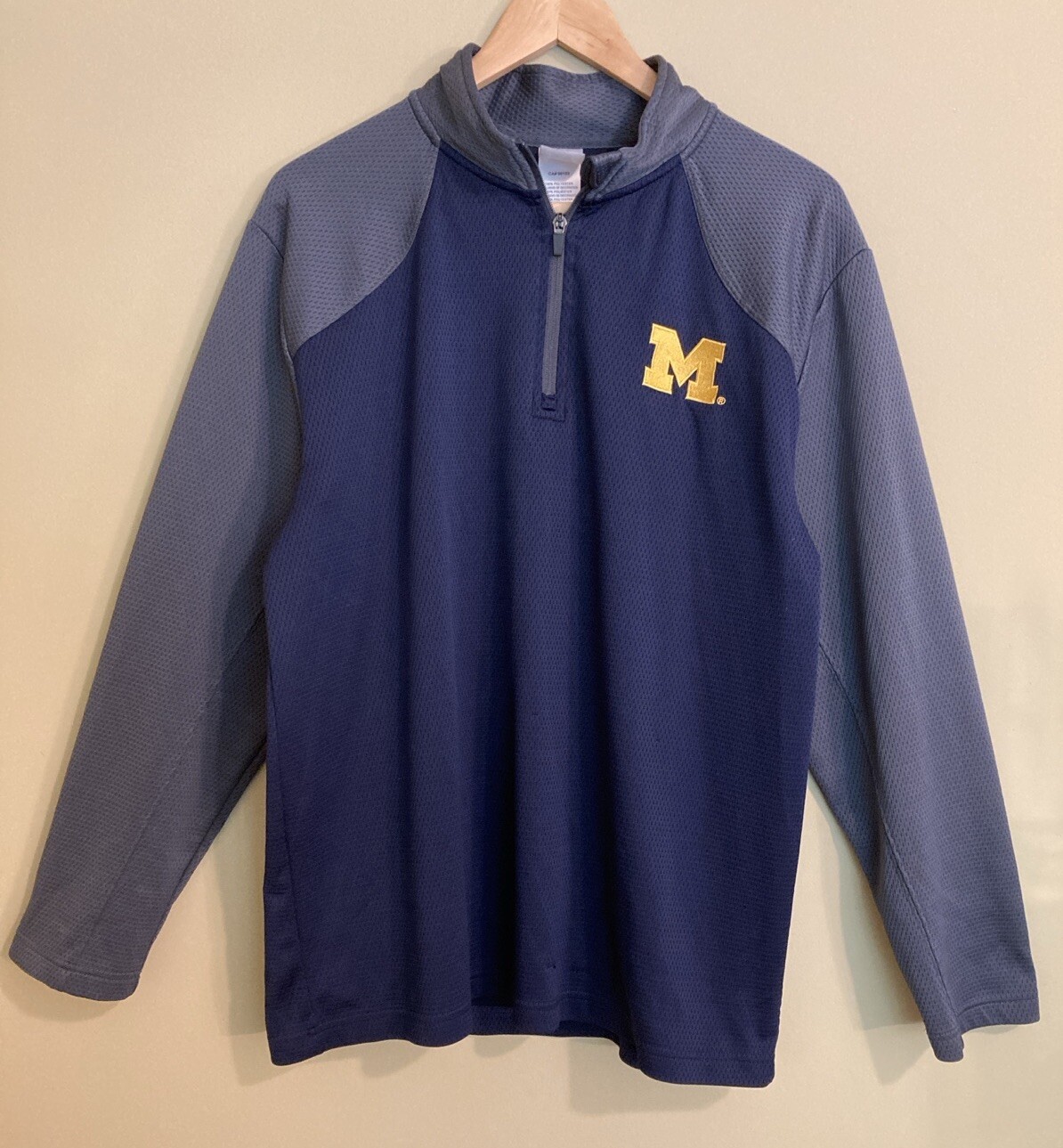 Pro Edge Michigan Wolverines Men’s Size Large 1/4 Zip Pullover Shirt Mesh gallery
