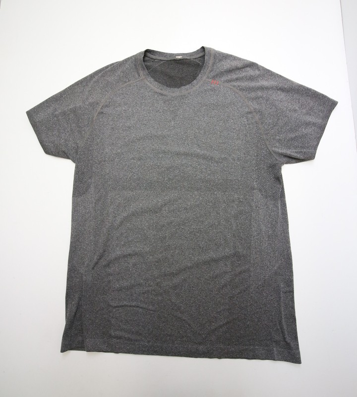 Lululemon Vent Tech T-Shirt Mens L 41" Chest Heather Gray Gym Workout gallery