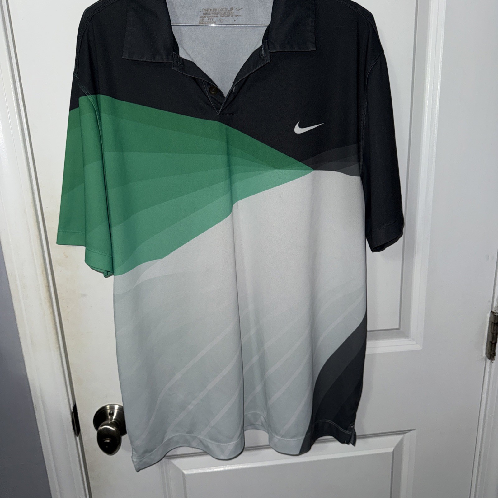 Men’s Nike Golf Tour Performance Shirt Green Gray White Large Sawgrass gallery