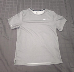 Nike Dri-FIT Men’s Gray Solid Logo Crew Neck Short Sleeve T-Shirt Size S