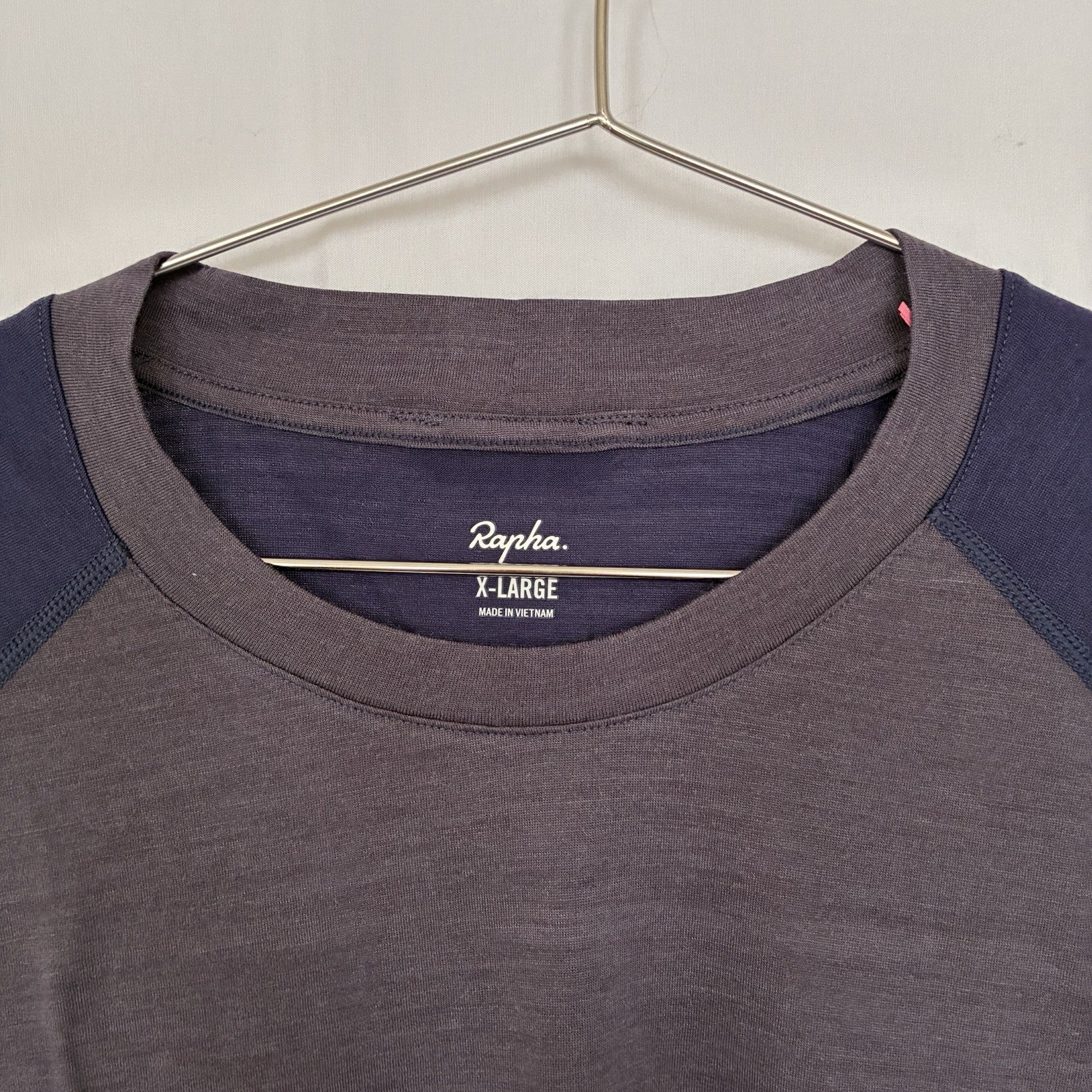 Rapha Men’s Explore Merino T Shirt BNWT Size XLG Purple gallery