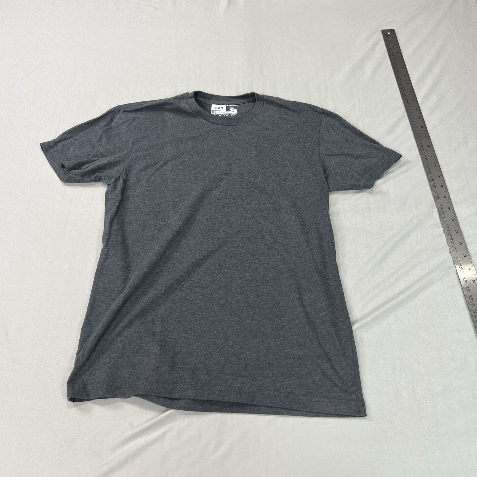 UNRL Shirt Mens Small Gray Performance Athletic Stretch Tee Gym Workout T-Shirt gallery