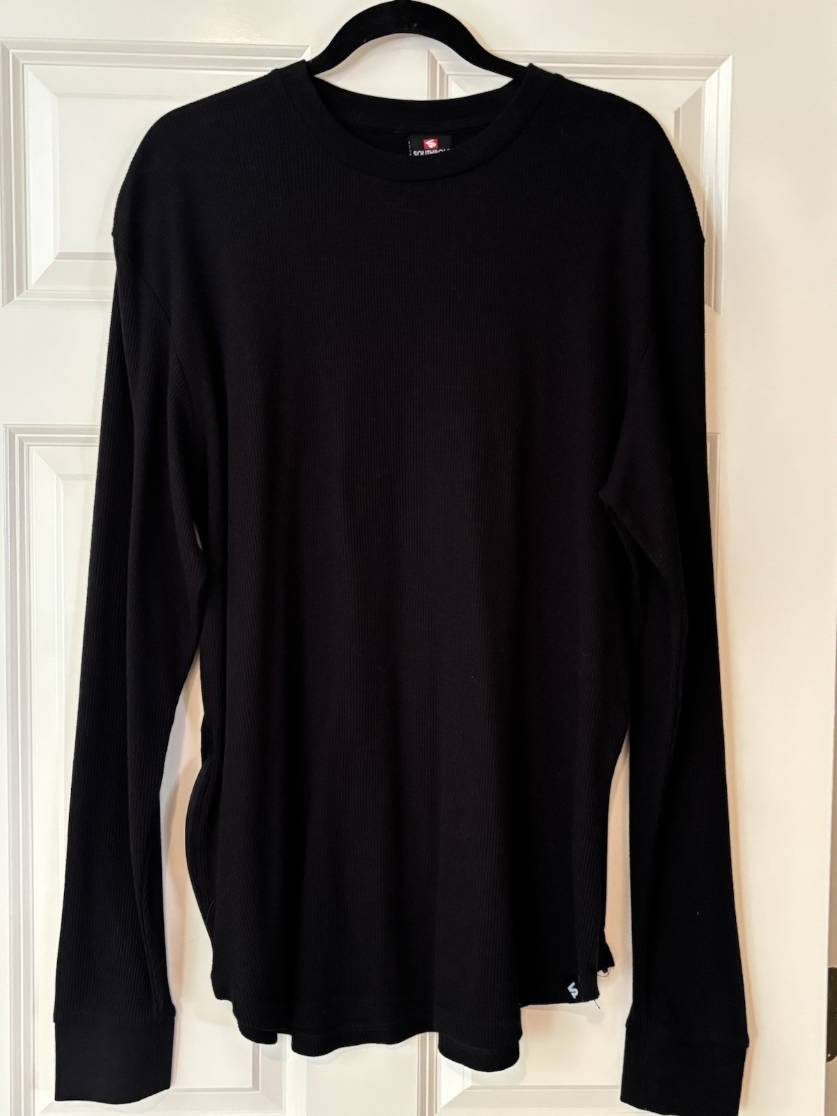 SouthPole Mens thermal top with side zips size XXL Black gallery