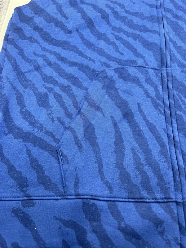 Under Armour Project Rock Rival Fleece Sleeveless Hoodie SZ XL Blue Zebra Print gallery