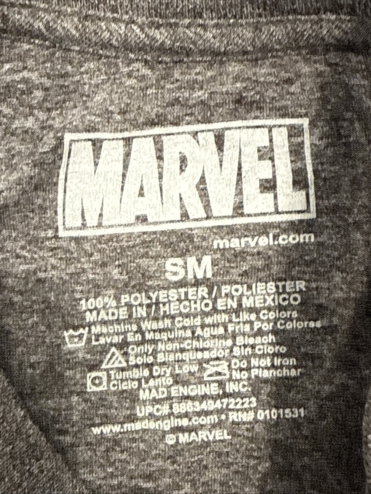 2015 The Punisher Marvel Performance Workout Tee T-Shirt Size Small gallery