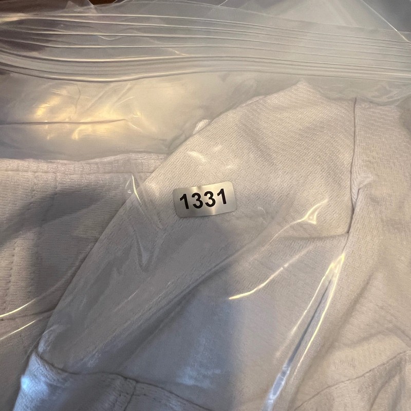 1331 | Nike Dri-FIT Performance Quarter Zip Golf Pullover White Mens Size M gallery