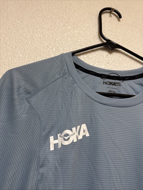 Hoka One One Men’s Glide 3/4 Sleeve Blue Lightweight Running Shirt Sz M gallery