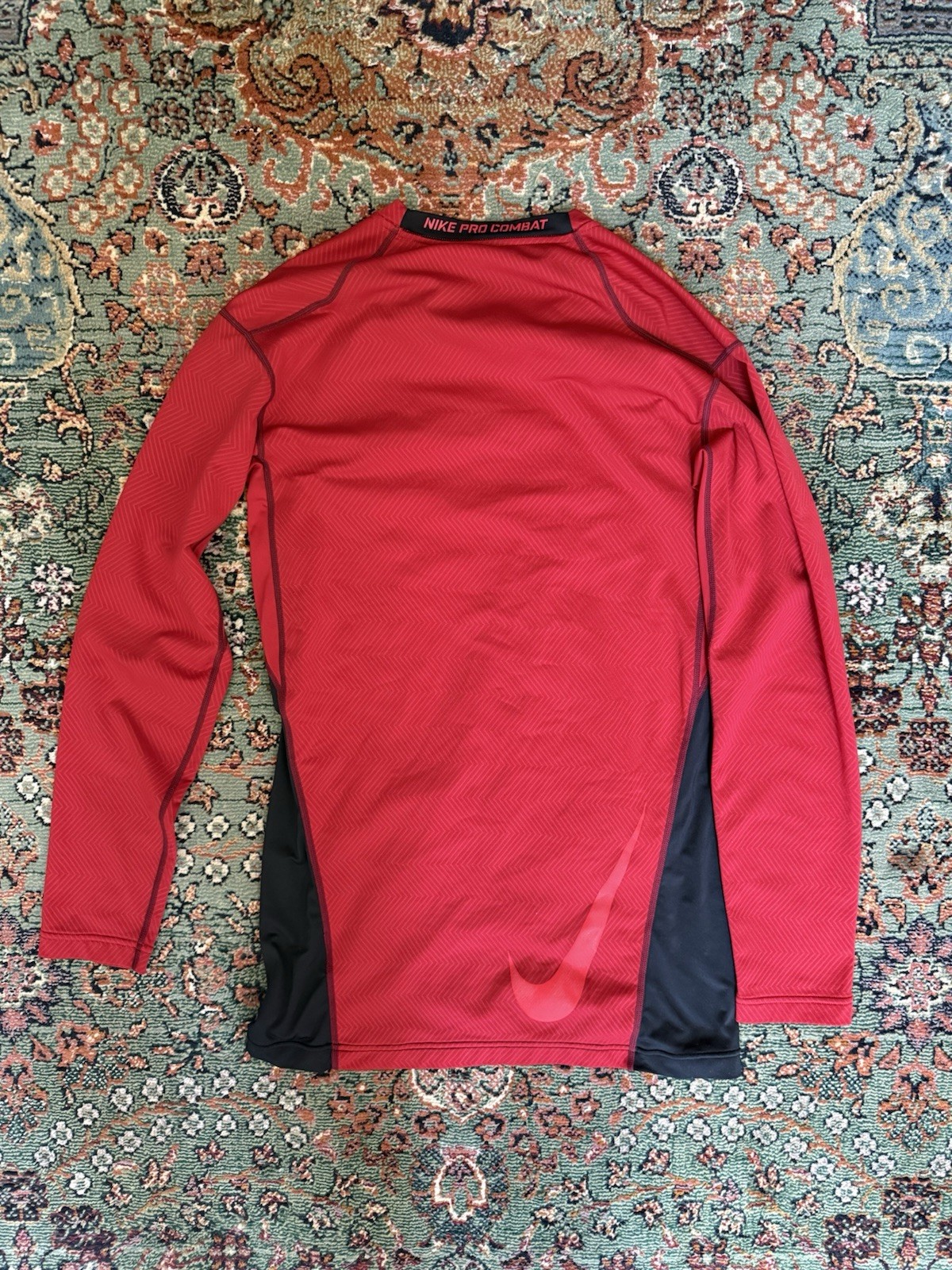 Nike Pro Combat Dri-FIT Hyperwarm Lite Compression Crew Long Sleeve Red/Black XL gallery