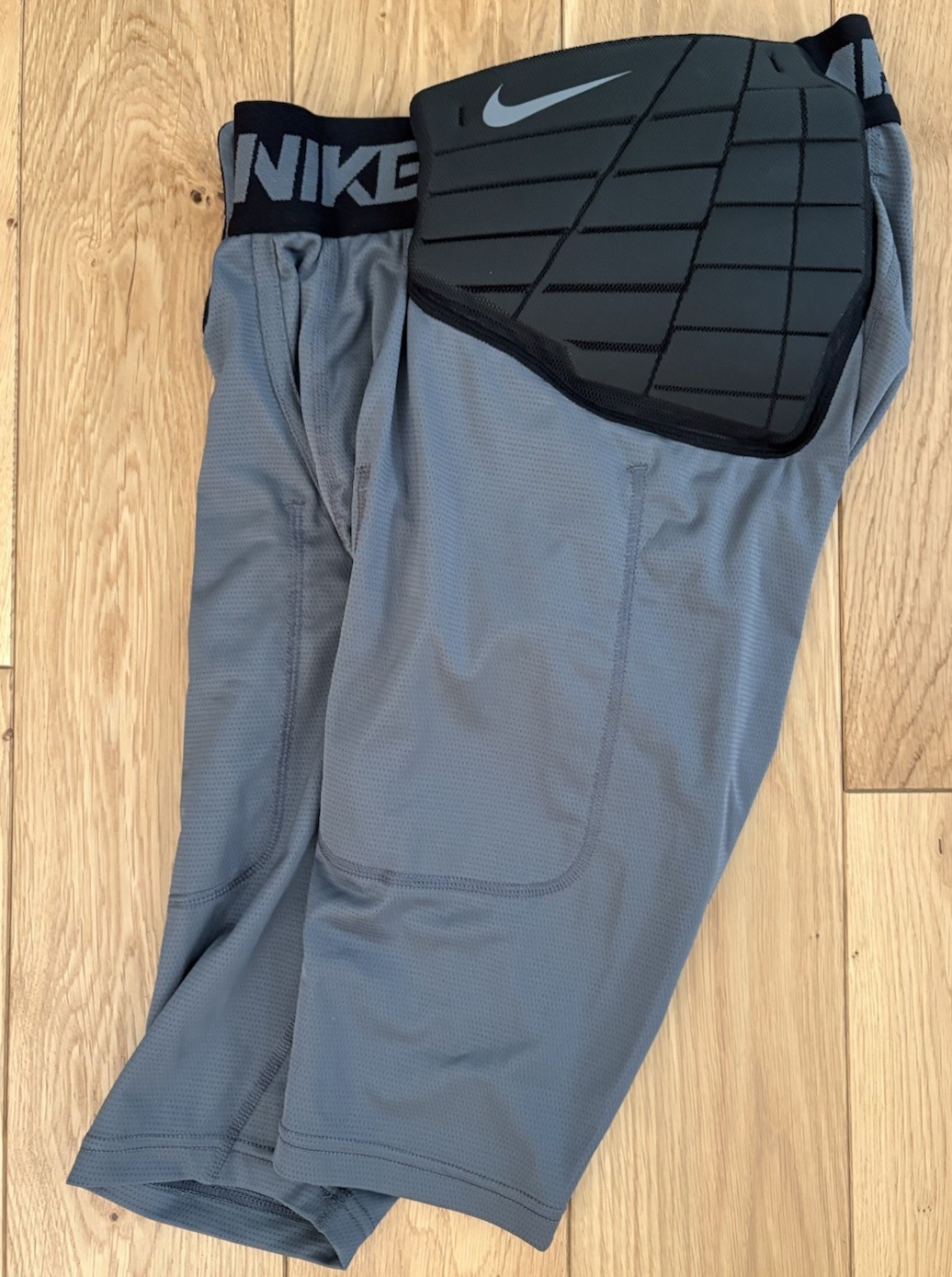 Nike Pro Combat Hyperstrong Gray FOOTBALL SHORTS DRI FIT 626419 064 SZ Small NEW gallery