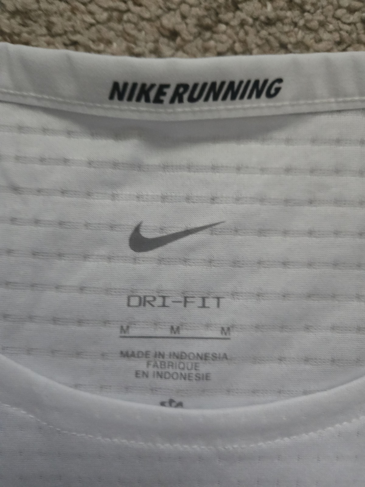 Nike Rise 365 Dri-Fit Short Sleeve Running Top Mens Sz MED White IM2056-100 $50 gallery