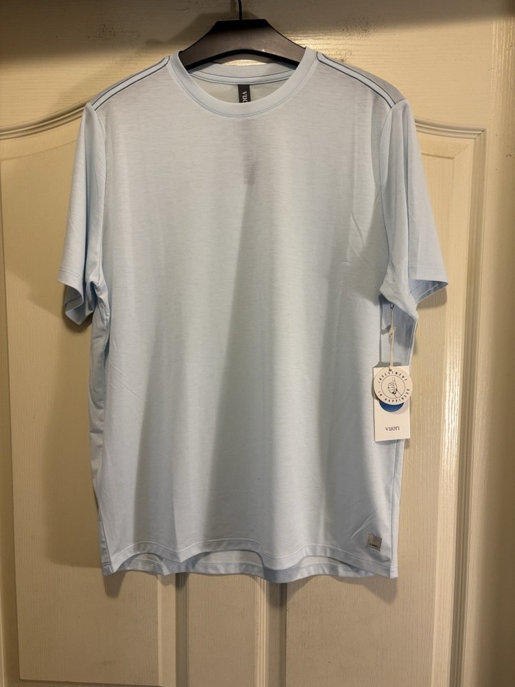 Vuori Men’s “Current Tech” Short Sleeve (M) *SOLD OUT AT VUORI*