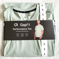 GapFit T Shirt Mens Size Small S Green Short Sleeve Running Performance Gap NEW