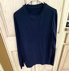 Vuori Ponto Men’s Crew Neck Long Sleeve Pullover Polyester Zip Pocket Blue L