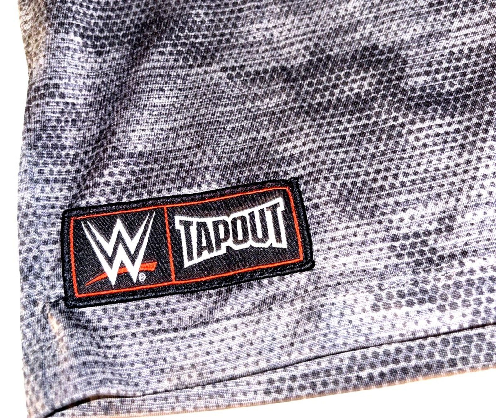 Tapout Men’s Large Workout Gym Athletic Running Boxing MMA gallery