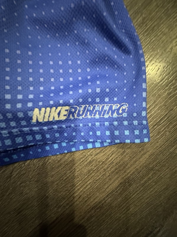 NIKE DRI-FIT SUBLIMATED MEN'S RUNNING SHIRT SIZE Medium Blue Short Sleeve gallery