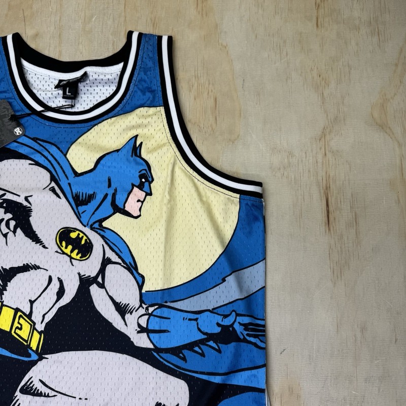 NEW LG Lids DC Batman Comic Big Print Mesh Basketball Jersey gallery