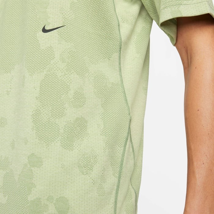 Nike Dri-FIT ADV A.P.S. MEN"S Engineered Short Sleeve Fitness Top DX6954 $80 gallery