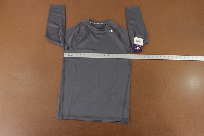 Champion Men's Size Medium Gray 3/4 Sleeve Compression Tee 2611TU NWT gallery