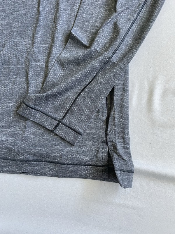 Old Navy Active Performance Vent Men's Heather Gray Long Sleeve Crew Tee S gallery
