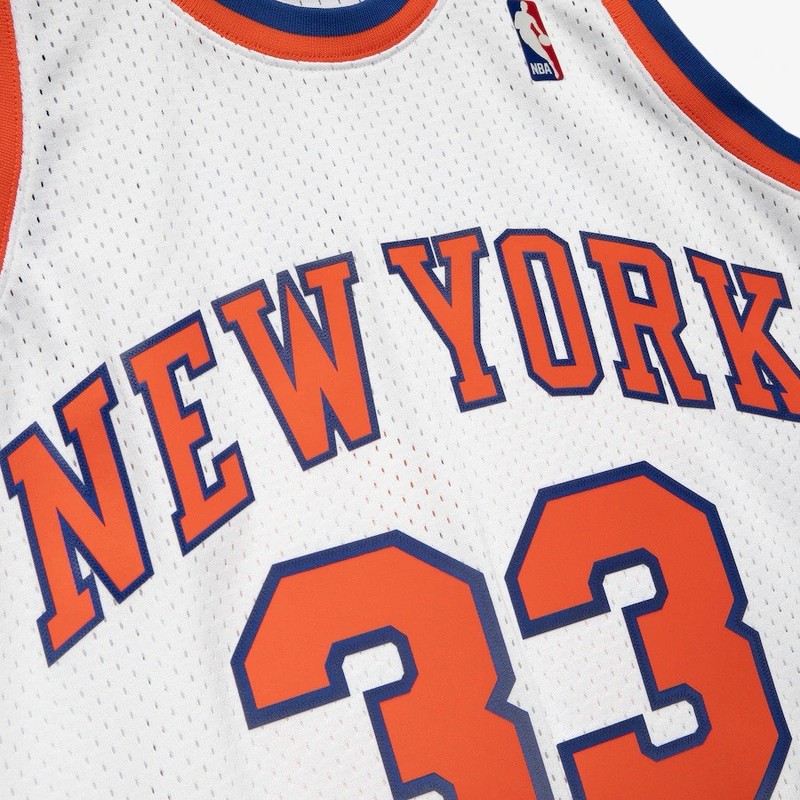 Mitchell & Ness Patrick Ewing NY Knicks 1985/86 Hardwood Classics Mesh Jersey XL gallery