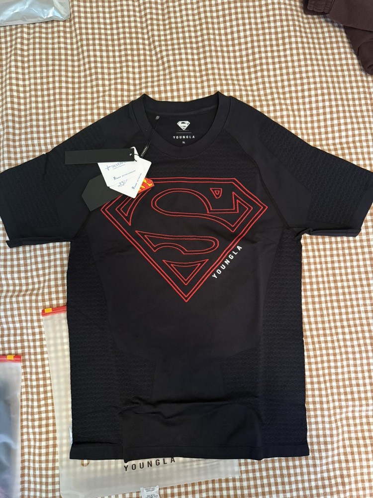 YOUNGLA - 4117 - SUPERMAN COMPRESSION TEES - BLACK/Red - XL