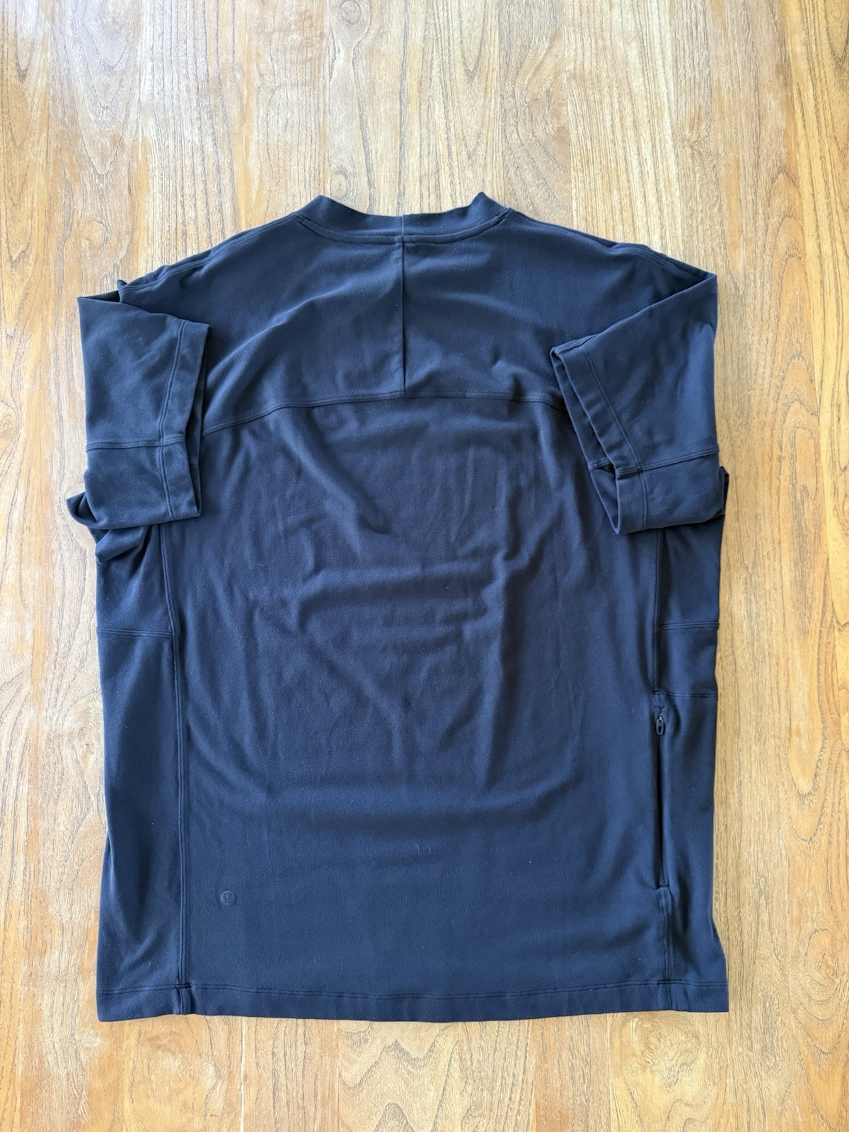Lululemon Men’s French Terry Short Sleeve Shirt, Black, Size L gallery