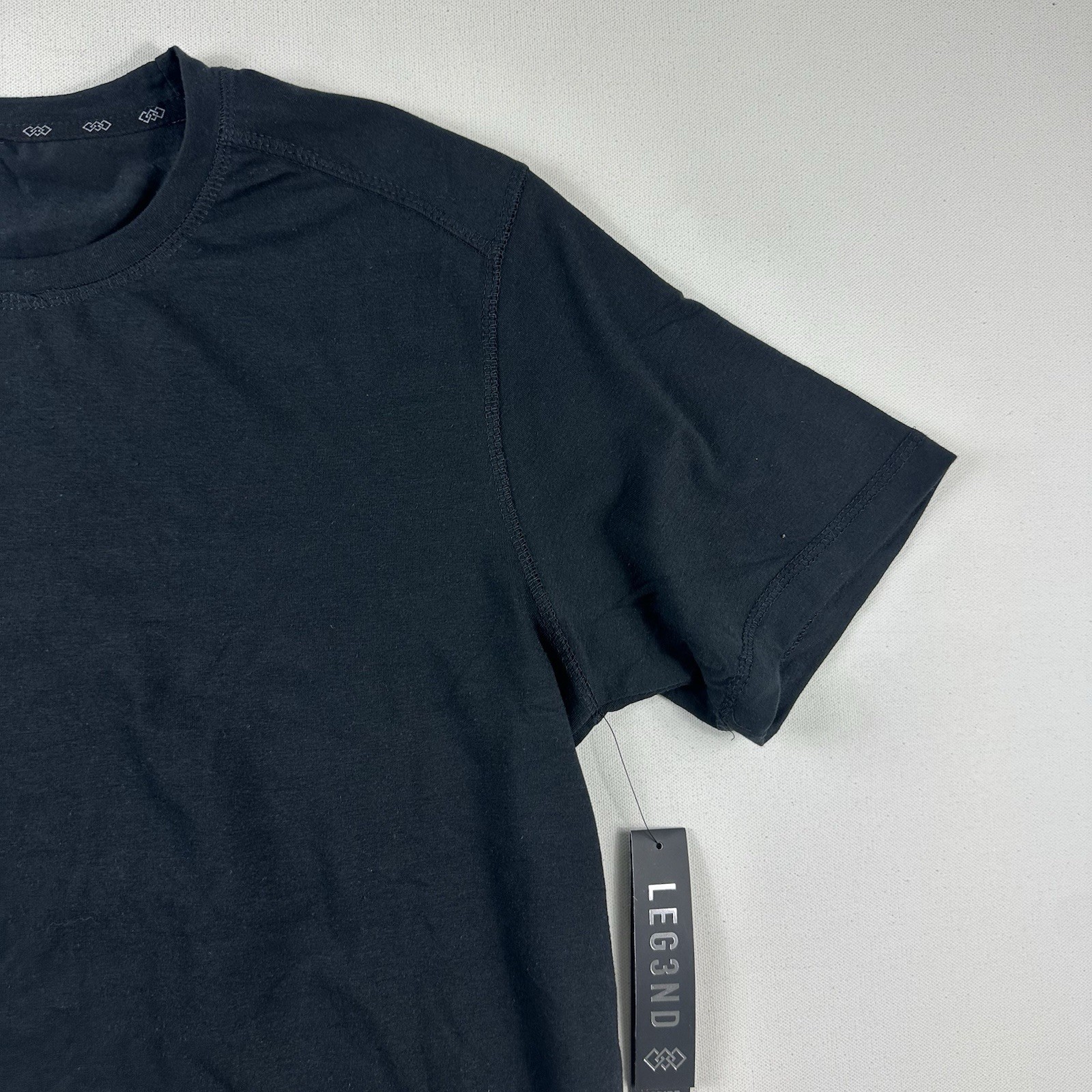 Leg3nd Inspire T Shirt Men Medium Active Training Gym Short Sleeve Black Train gallery